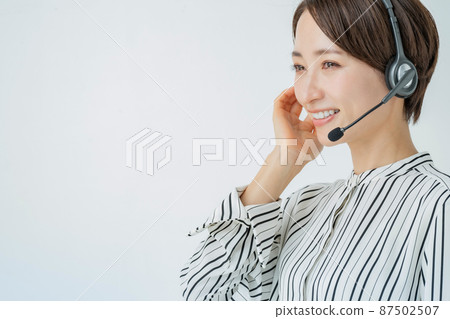 Operator headset business female 87502507