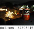 Daruma and the night light 87503416