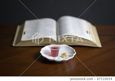 Christian Holy Communion Christian Holy Communion 87510034