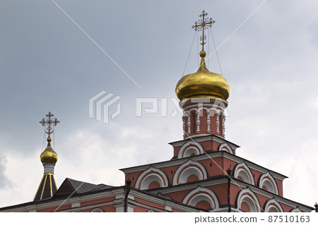 Architecture of Russian Orthodox Churches and Cathedrals 87510163