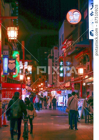 Nankinmachi, Kobe 87510928