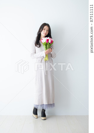 鬱金香的女人 87511111