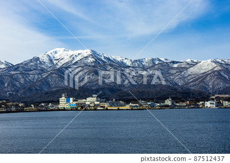 [新潟縣]早春的佐渡島和兩津港 87512437