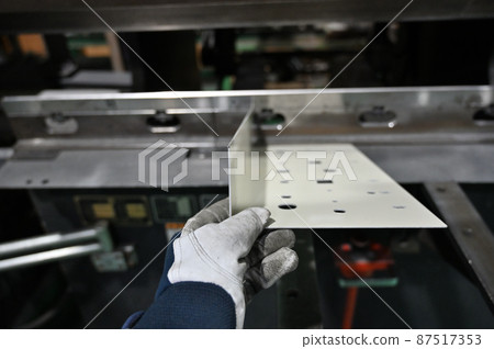 供應商彎曲工人折彎機工廠製造業 87517353