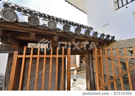 世界遺產國寶姬路城特別開幕“塔周圍和空手門” 世界遺產國寶姬路城特別開幕“塔周圍和空手門” 87518300