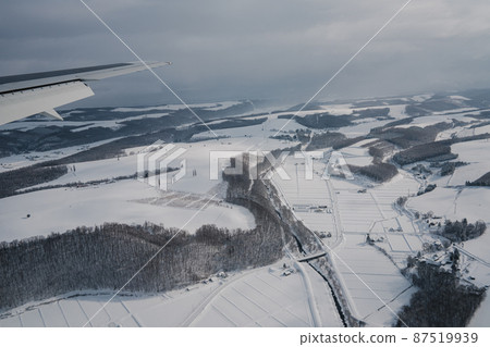 Biei Hill in winter seen from the cabin, March 2022 87519939