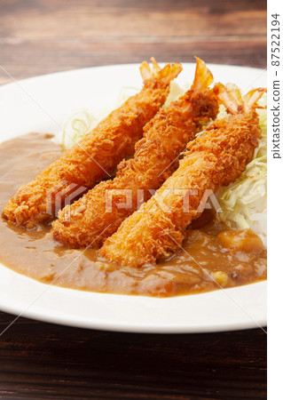 Fried shrimp curry 87522194