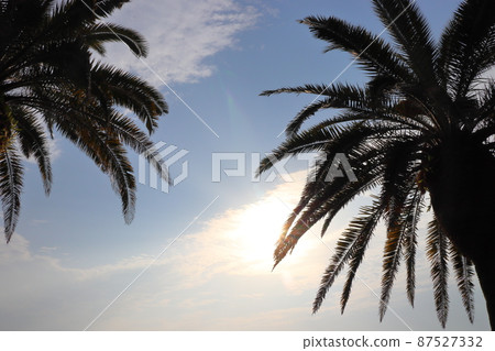 Phoenix sun blue sky clouds 87527332