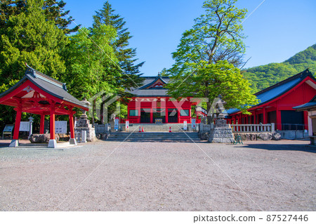 赤城神社海殿本館長頭屋赤城大沼湖畔初夏風景 87527446