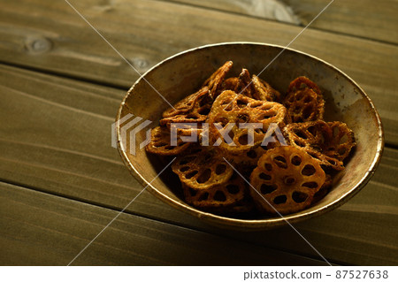 Lotus root chips Lotus root chips 87527638