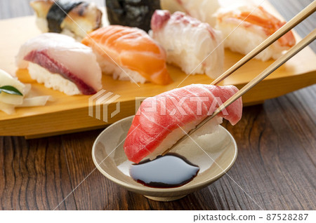 Nigiri sushi served on a plate Nigiri sushi served on a plate 87528287