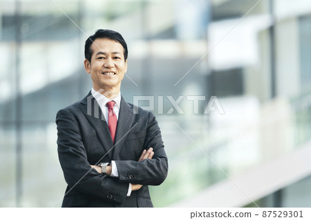 Senior businessman executive image portrait shooting cooperation "LINK FOREST" Senior businessman executive image portrait shooting cooperation "LINK FOREST" 87529301