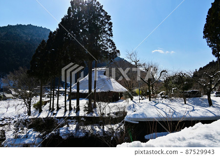 Kuzukawa Thatched House 87529943