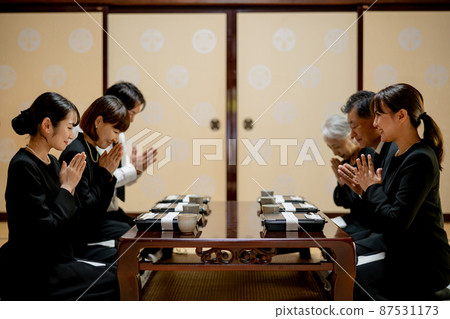名譽事務/葬禮(用餐場景) 名譽事務/葬禮(用餐場景) 87531173