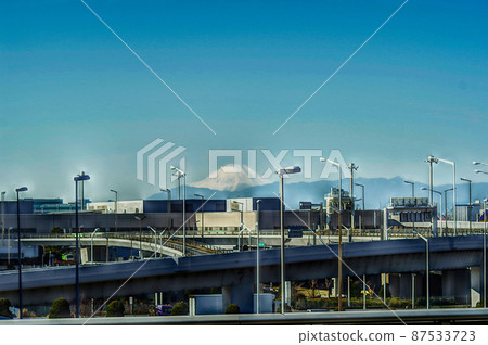 Scenery of Mt. Fuji from Haneda Airport 87533723