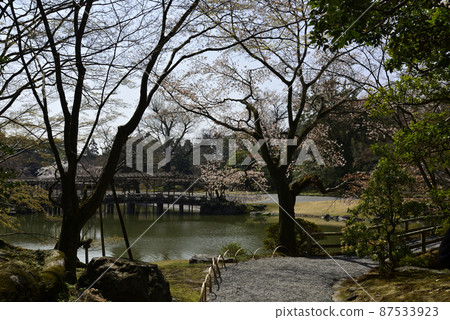 京都 仙洞御所 南池八橋 87533923