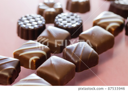 Chocolate 87533946