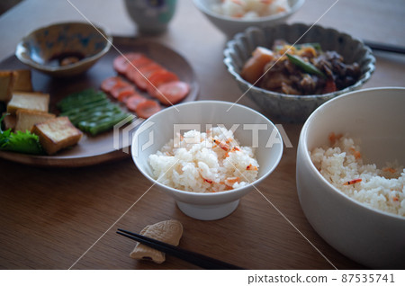 Sakura shrimp cooked rice, meat potatoes, grilled vegetables table Sakura shrimp cooked rice, meat potatoes, grilled vegetables table 87535741