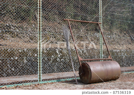 安靜的山地遊樂場 安靜的山地遊樂場 87536319