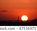 夕陽，明石大橋 87536975