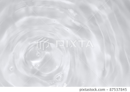 614_water_background 87537845