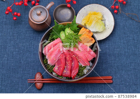 藍鰭金槍魚，藍鰭金槍魚，藍鰭金槍魚，藍鰭金槍魚碗，金槍魚碗，瘦肉，海鮮碗。金槍魚碗，中肥金槍魚，大肥金槍魚 87538984
