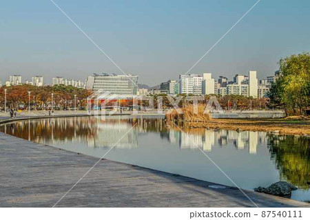南極池秋景 南極池秋景 87540111