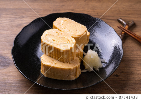 Sushi roll egg 87541438