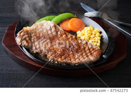 Domestic Wagyu beef loin steak Domestic Wagyu beef loin steak 87542273