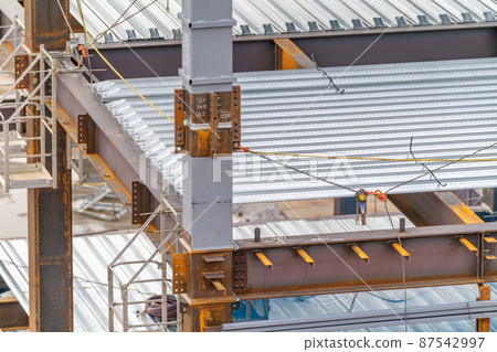 Steel construction, column joints, erection pieces, on-site welds, temporary fixing 87542997