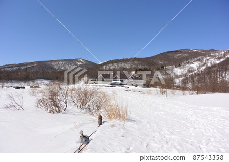 Blush mountain Blush mountain 87543358