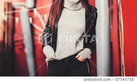 stylish woman in trendy wear 87543738