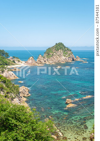 Iwami Blue Uradome Coast Iwami Blue Uradome Coast 87544381