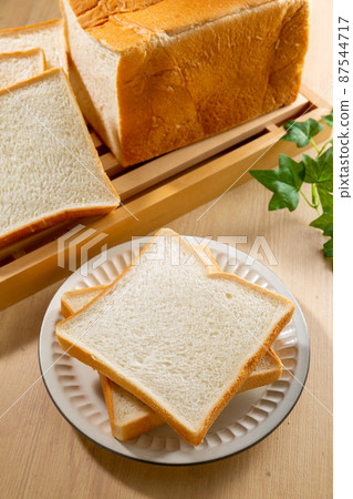 Pan brand image 87544717