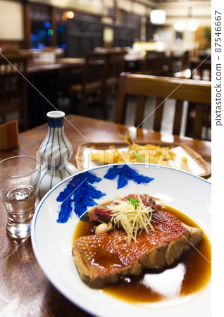 Boiled gold-eyed bream 87546667