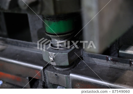 沖床，自動打孔機，打孔，工廠，製造業 87549060