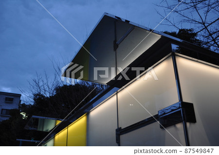 THE Transparent TOKYO TOILET / Shigeru Ban THE Transparent TOKYO TOILET / Shigeru Ban 87549847