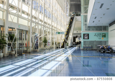 Haneda Airport Terminal 3 1F Entrance A Lobby Haneda Airport Terminal 3 1F Entrance A Lobby 87550808