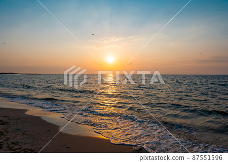 beautiful scenery of sunrise on the sea beautiful scenery of sunrise on the sea 87551596