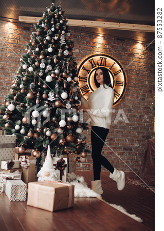 Gorgeous girl with long dark hair with little 87553282