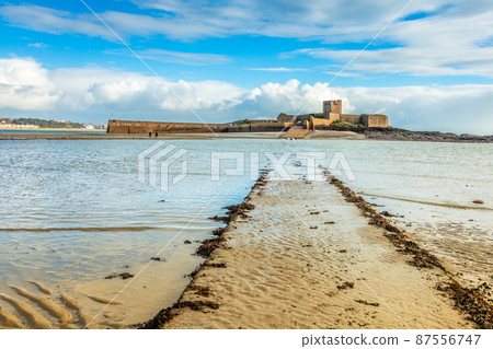 Saint Aubin Fort in a low tide waters, La Manche channel, bailiwick of Jersey, Channel Islands 87556747