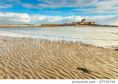 Saint Aubin Fort in a low tide waters, La Manche channel, bailiwick of Jersey, Channel Islands 87556748