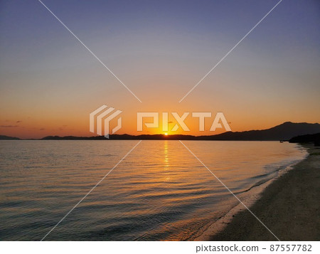 石垣島美麗的朝日美景 Tabaga 海灘 87557782