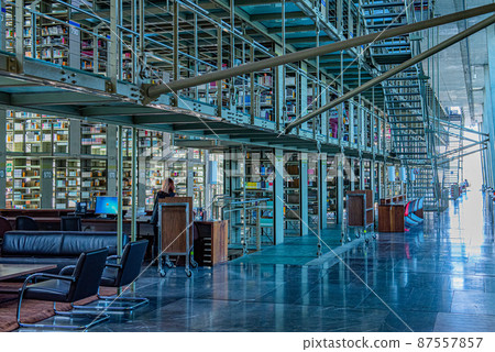 The world of science fiction? Bus Conceros Library 87557857