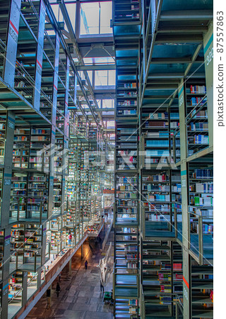 The world of science fiction? Bus Conceros Library 87557863