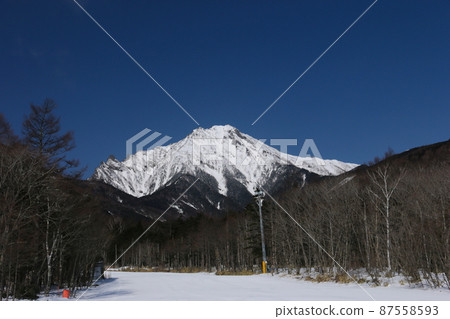 來自仲冬八嶽山脈阿嘉山的男性形象清里高原 來自仲冬八嶽山脈阿嘉山的男性形象清里高原 87558593
