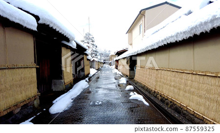 Snow scene around the ruins of Nagamachi Samurai Residence in Kanazawa 87559325