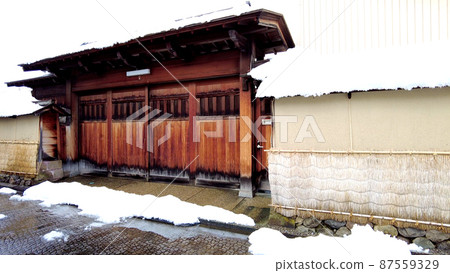 Snow scene around the ruins of Nagamachi Samurai Residence in Kanazawa 87559329