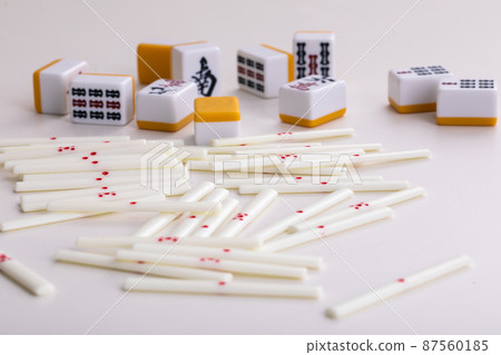 Mahjong tiles and tiles Mahjong tiles and tiles 87560185