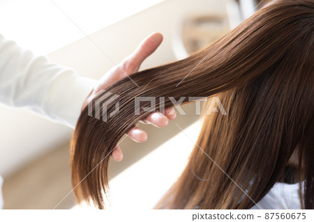 光滑的頭髮 光滑的頭髮 87560675